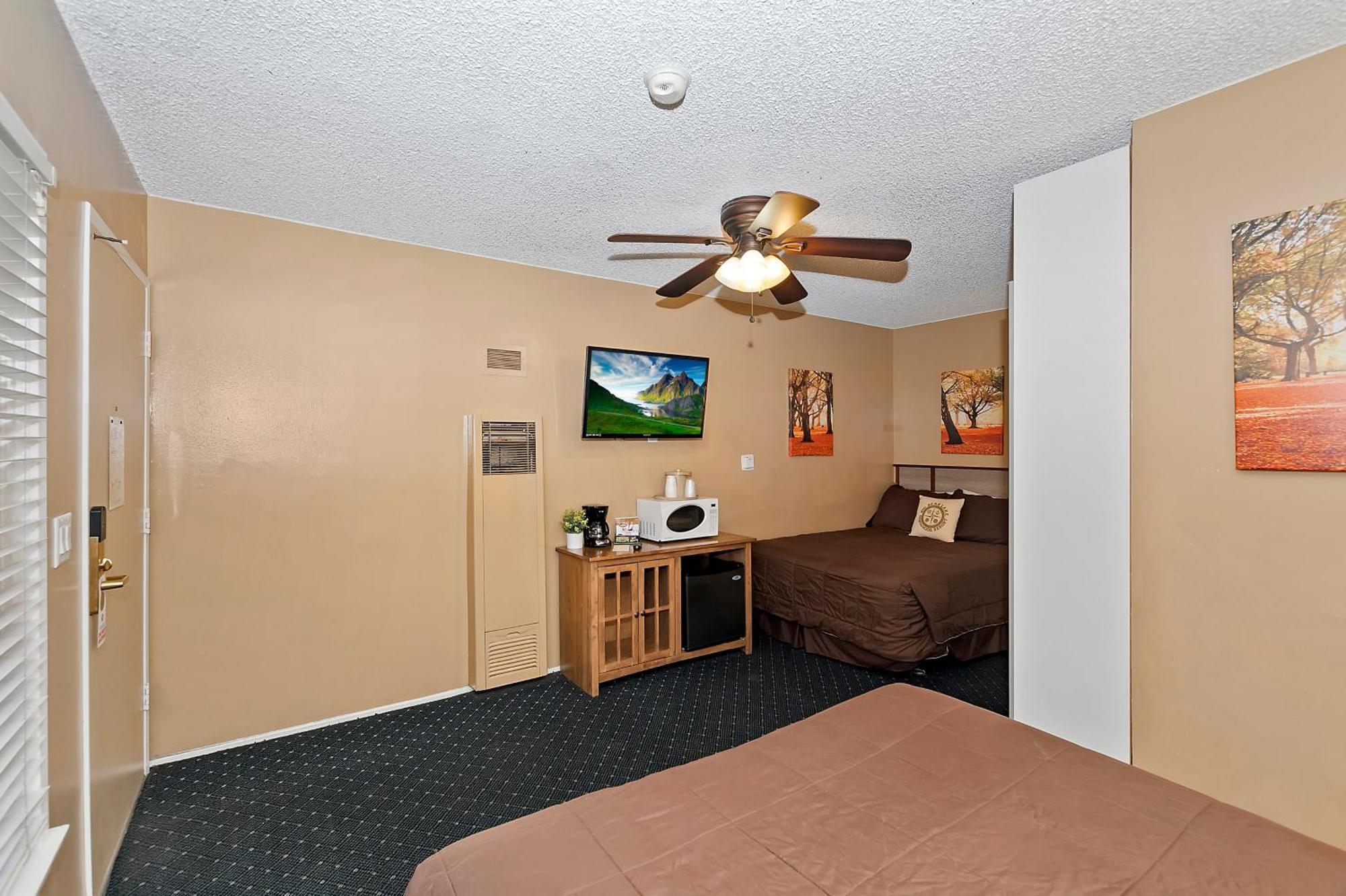 Robinhood Resort Big Bear Lake Exterior photo